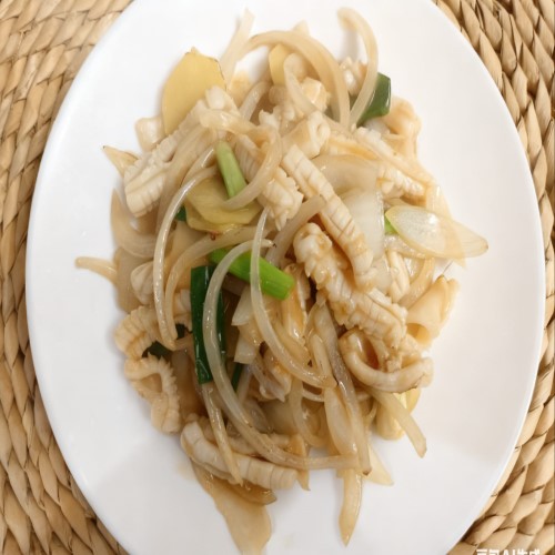Squid With Ginger & Spring Onion 