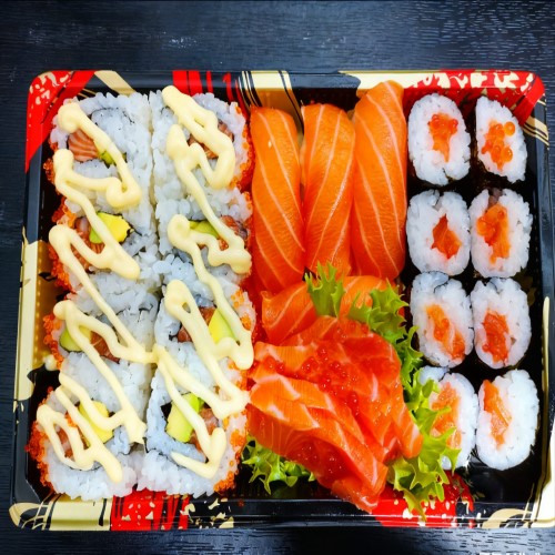 24 Pcs Luxury Salmon Platter 