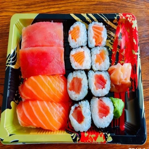 12 Pcs Salmon & Tuna Set 
